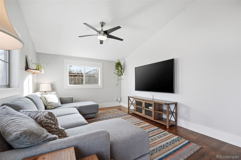 980 Elm St, Denver, CO 80220