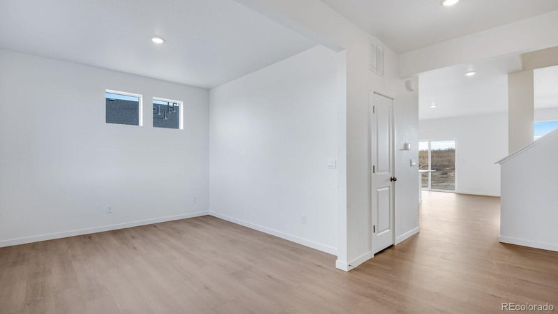 9855 Ceylon Ct, Commerce City, CO 80022