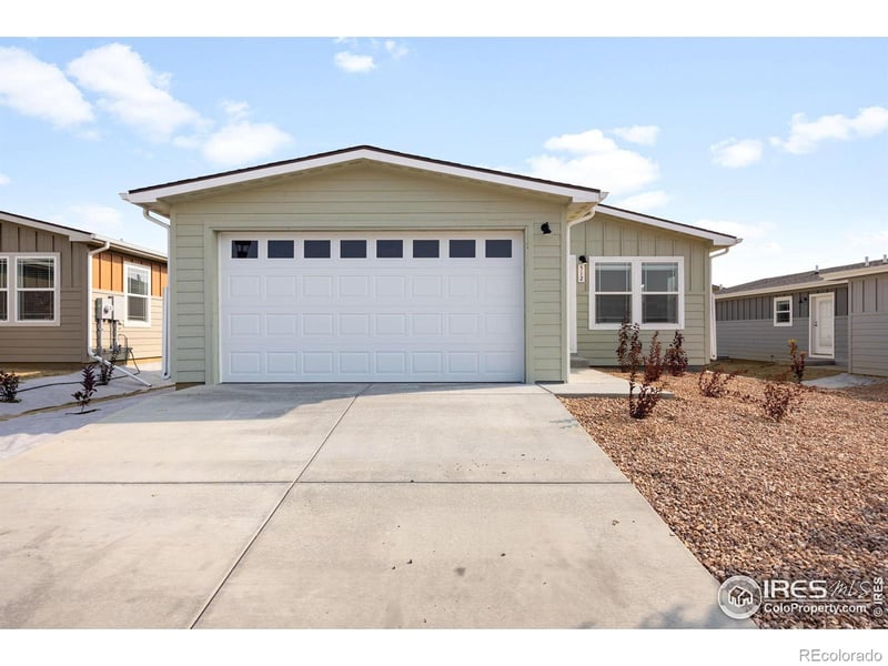 512 Sunset Cliffs Dr, Loveland, CO 80537