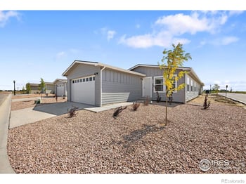 552 Sunset Cliffs Dr, Loveland, CO 80537