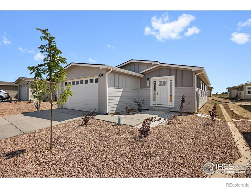 502 Sunset Cliffs Dr, Loveland, CO 80537