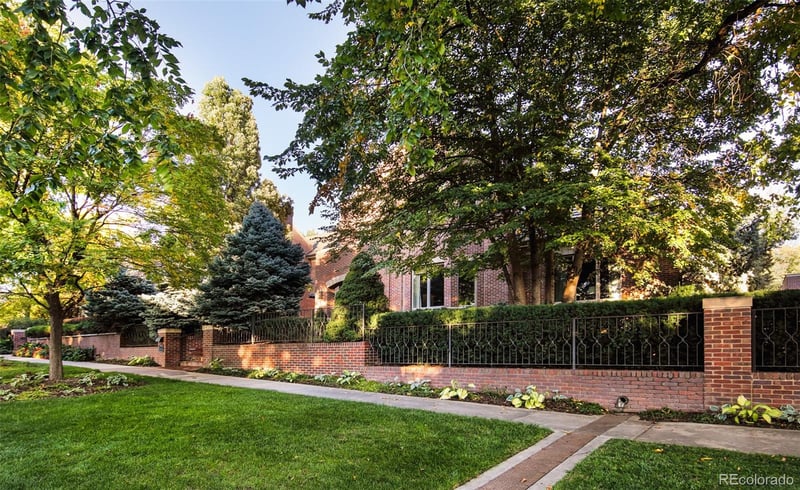 444 Saint Paul St, Denver, CO 80206