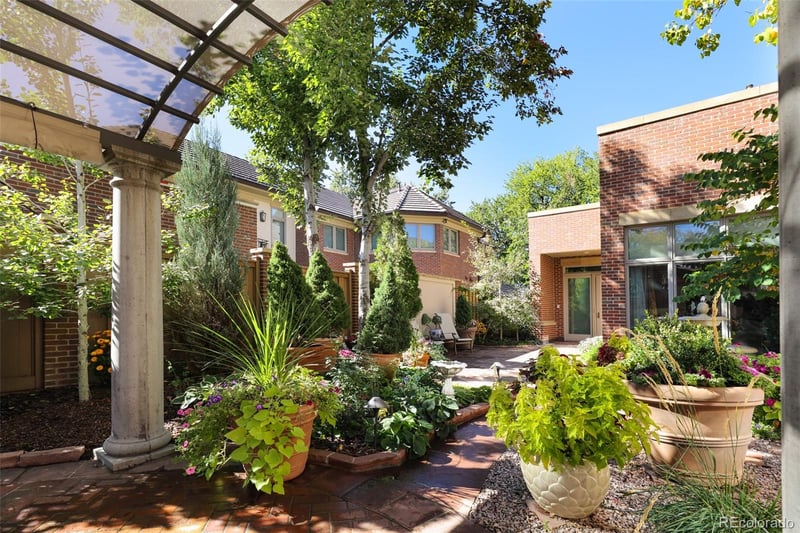 444 Saint Paul St, Denver, CO 80206