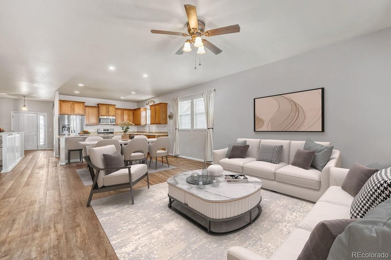 25029 3rd Pl, Aurora, CO 80018