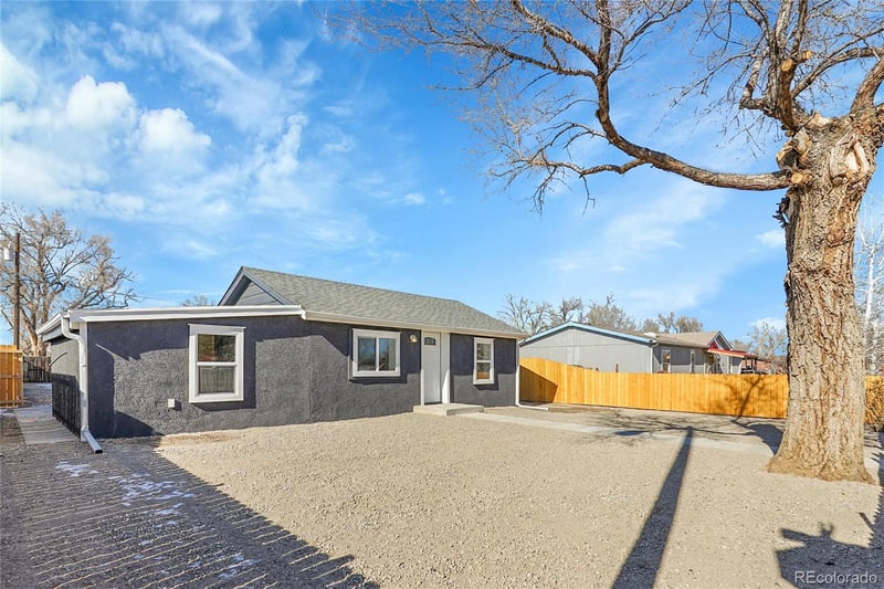 1651 Delphil St, Pueblo, CO 81006