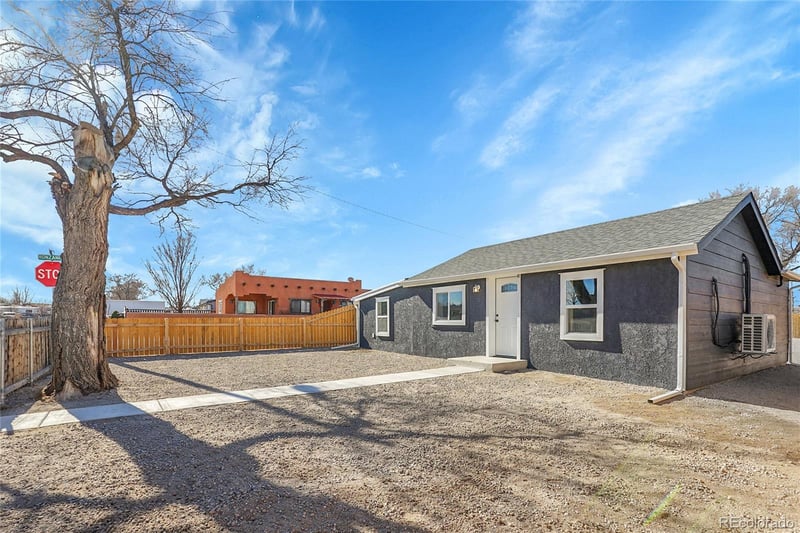 1651 Delphil St, Pueblo, CO 81006