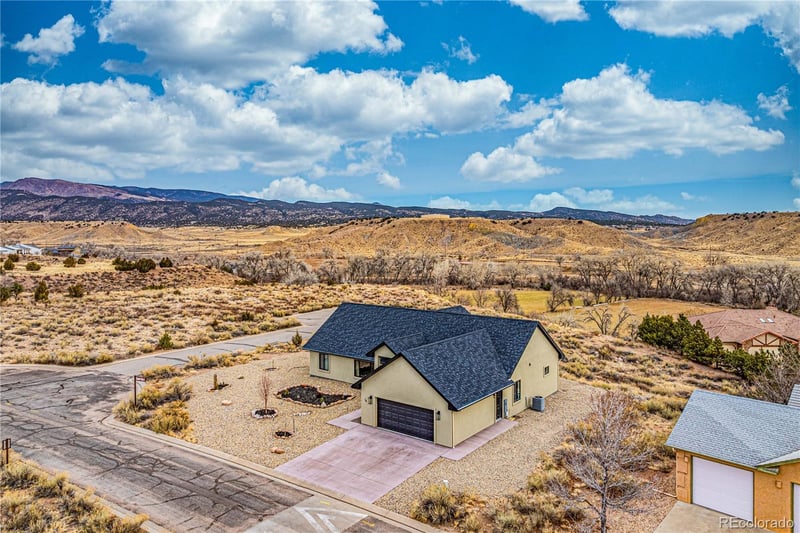 14 Sunrise Mesa Cir, Canon City, CO 81212