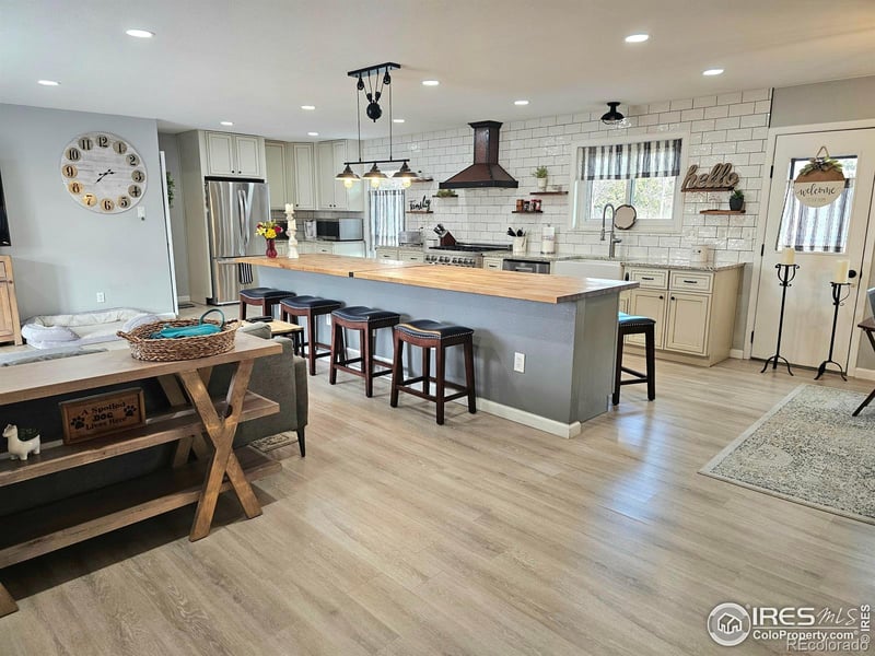 511 Pawnee Dr, Sterling, CO 80751