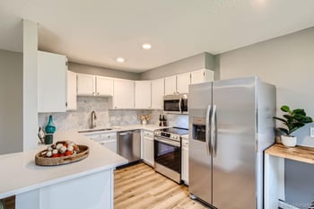 2130 Vaughn Way #205E, Aurora, CO 80014