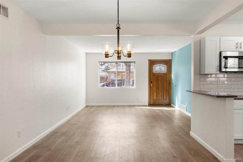 778 Troy Ct, Aurora, CO 80011