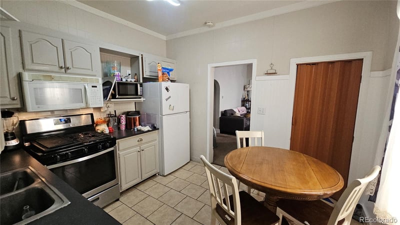 402 Routt Ave, Pueblo, CO 81004