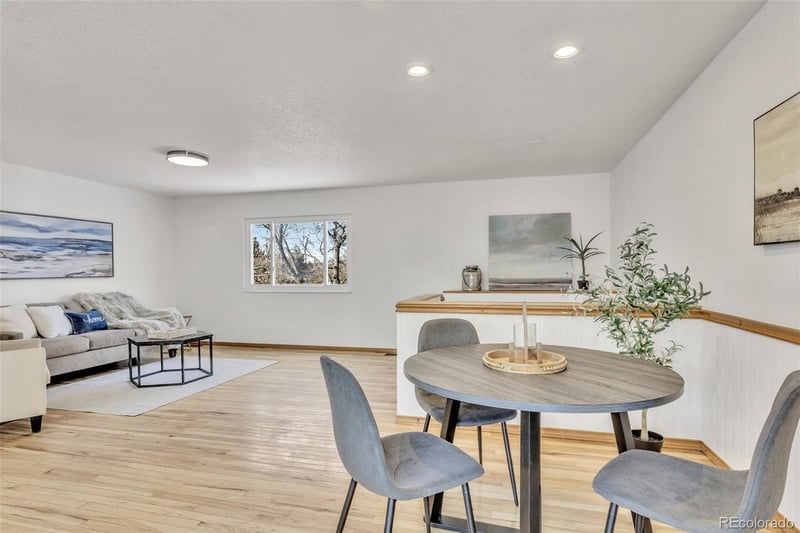 16102 Colorado Ave, Aurora, CO 80017