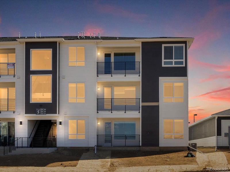 6153 Ceylon St #303, Denver, CO 80249