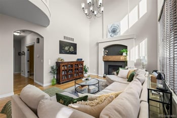 7498 Biloxi Ct, Aurora, CO 80016