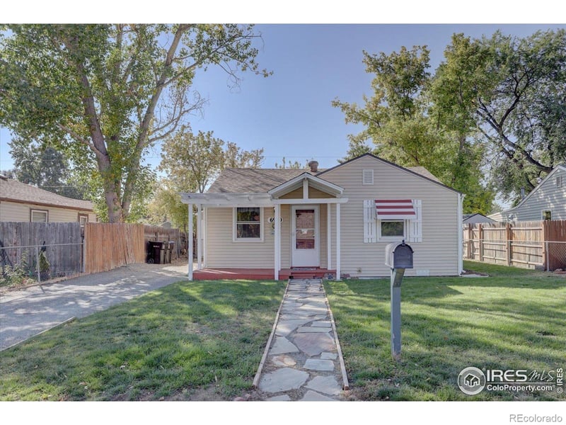 6940 55th Pl, Arvada, CO 80002