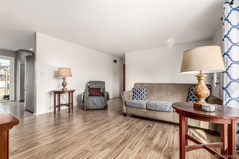 6691 S Wellington Ct, Centennial, CO 80121