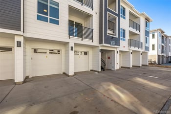 6153 Ceylon St #106, Denver, CO 80249