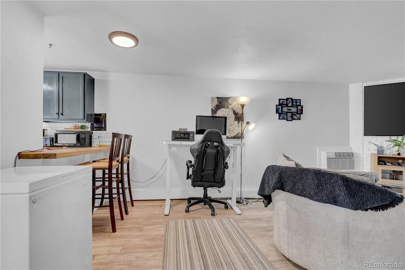 2190 Holly St #116, Denver, CO 80222