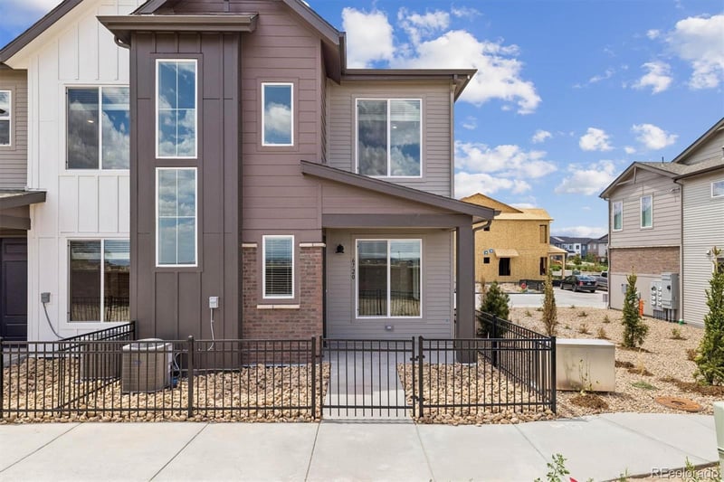 6720 Merseyside Ln, Castle Pines, CO 80108