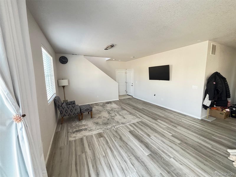 22093 Stanford Dr, Aurora, CO 80015