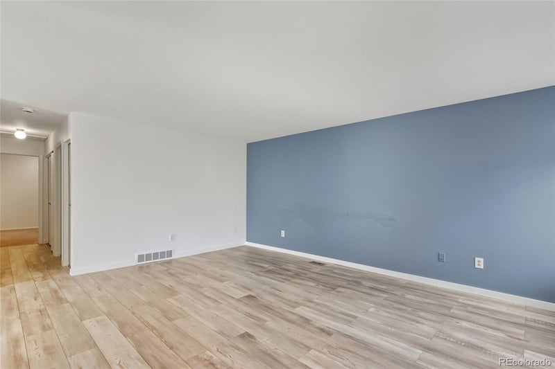 11909 Monroe St, Thornton, CO 80233