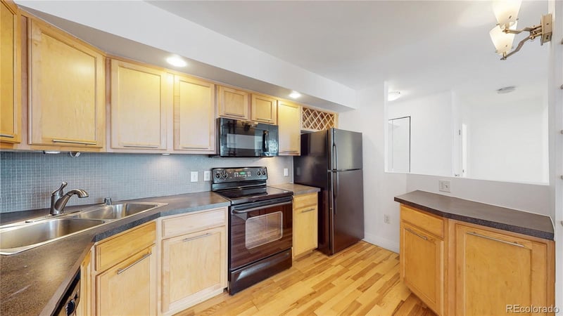 601 11th Ave #111, Denver, CO 80204