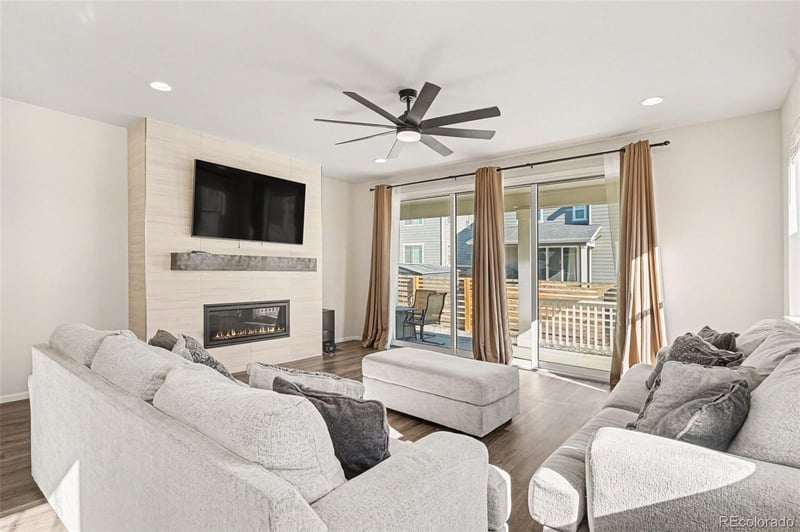 3866 Fultondale St, Aurora, CO 80019