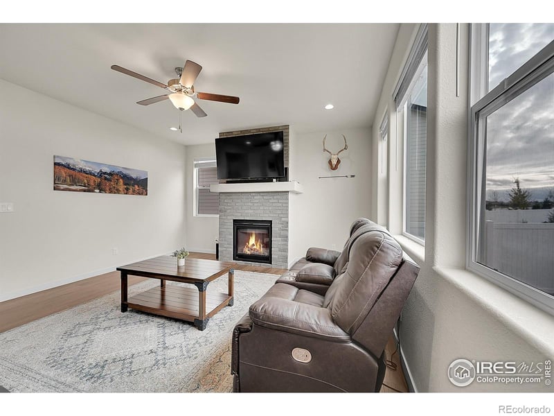 2538 Doe Ridge Way, Johnstown, CO 80534