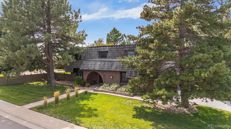 6277 S Locust St, Centennial, CO 80111