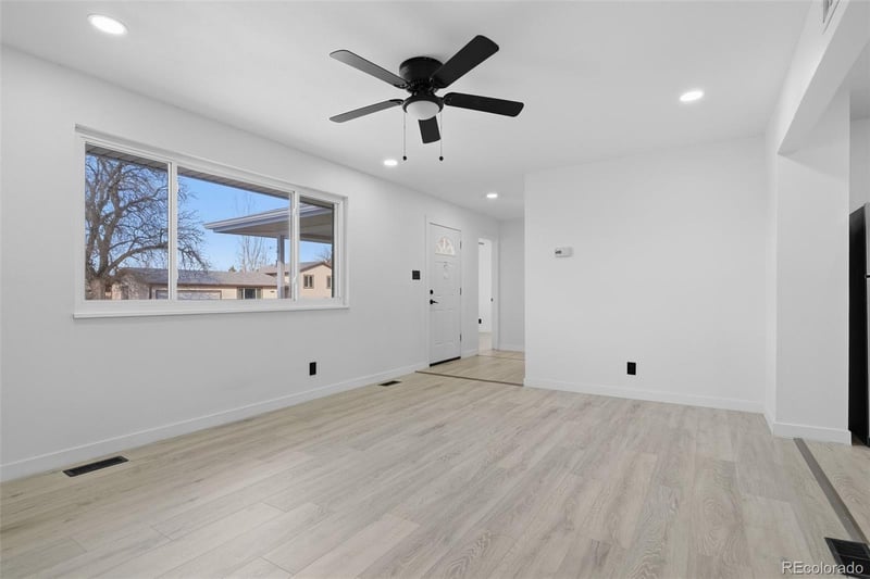 12254 Beekman Pl, Denver, CO 80239