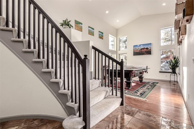 308 Red Hawk Cir, Silverthorne, CO 80498