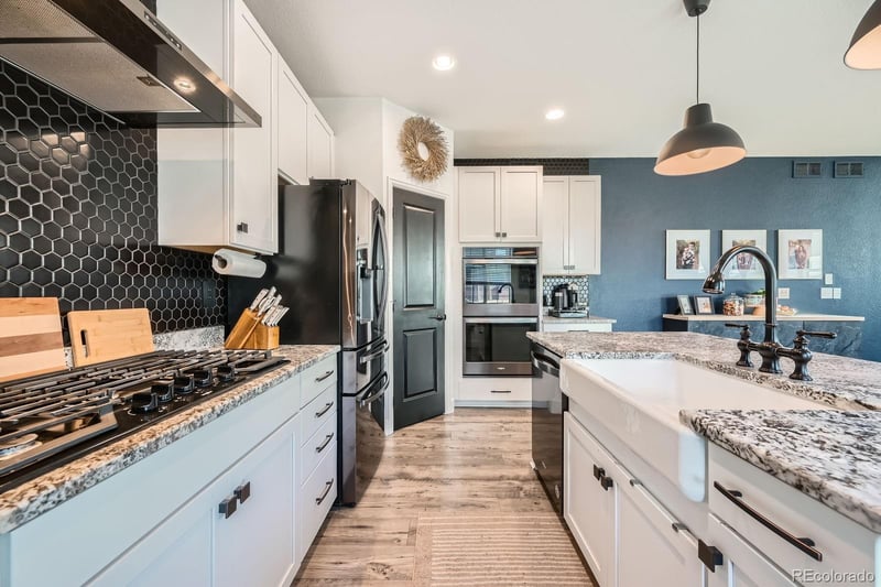 26819 Cedar Ave, Aurora, CO 80018