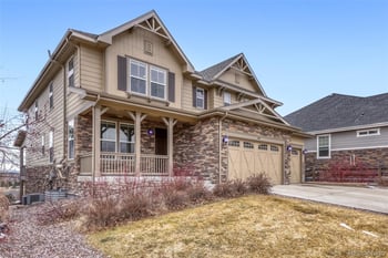 8055 Elk Ct, Aurora, CO 80016