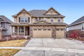 8055 Elk Ct, Aurora, CO 80016