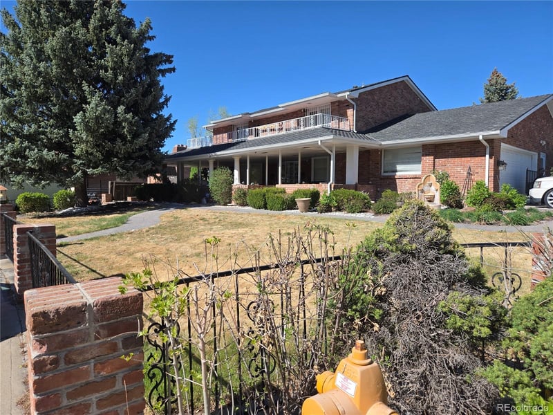 3040 Oak St, Lakewood, CO 80215