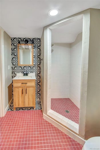 6943 Fox Cir, Larkspur, CO 80118