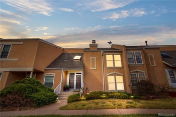 2925 S Vaughn Way, Aurora, CO 80014