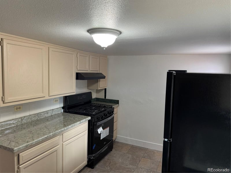 4807 Clayton St, Denver, CO 80216