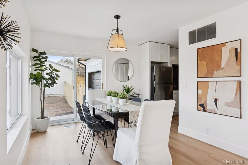 1484 Lake Ave, Littleton, CO 80120