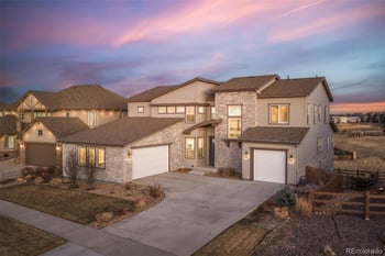 8272 Langdale Way, Aurora, CO 80016