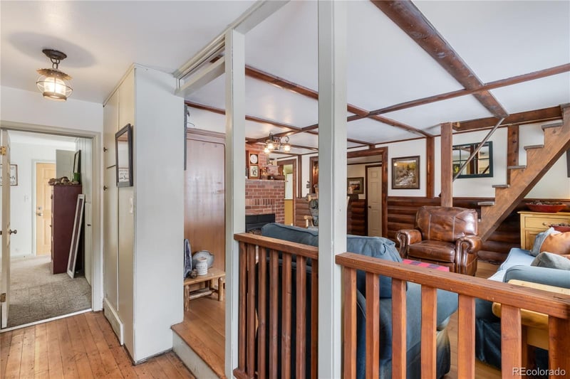 10225 Ute Pass Ave, Green Mountain Falls, CO 80819