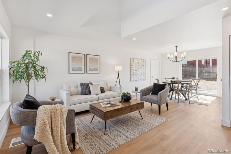 1434 Lake Ave, Littleton, CO 80120