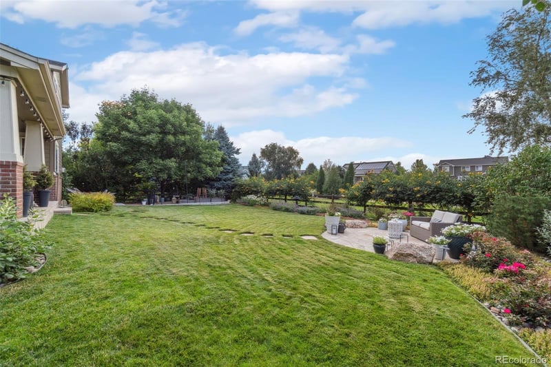 17853 77th Ln, Arvada, CO 80007