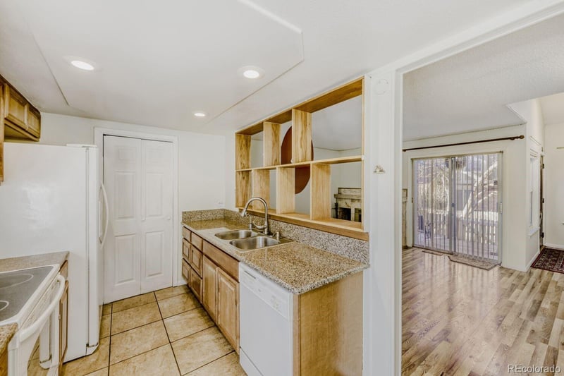 2005 Helena St #C, Aurora, CO 80013