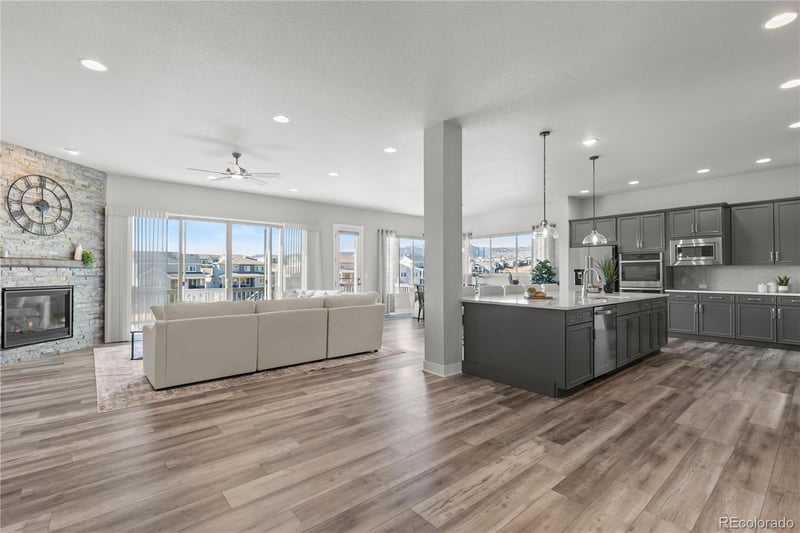 18248 95th Ave, Arvada, CO 80007