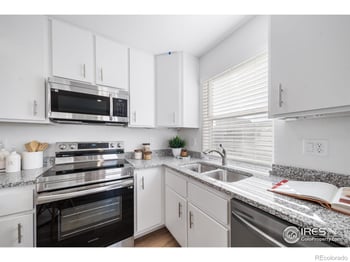 5254 Melvick Ln, Johnstown, CO 80534