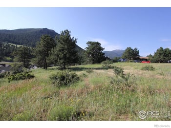 Clover Ln, Estes Park, CO 80517