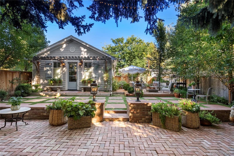 2566 S Clayton St, Denver, CO 80210