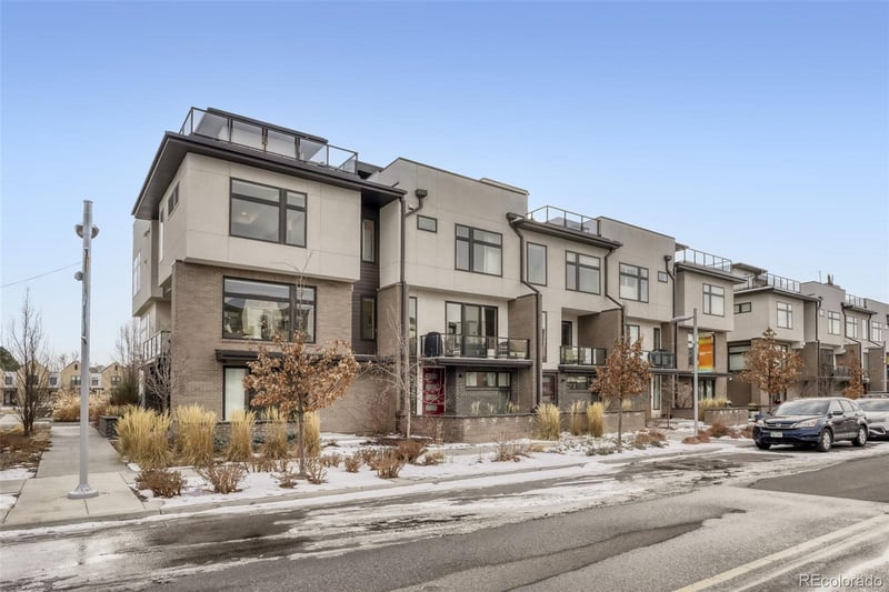6850 E Lowry Blvd, Denver, CO 80230