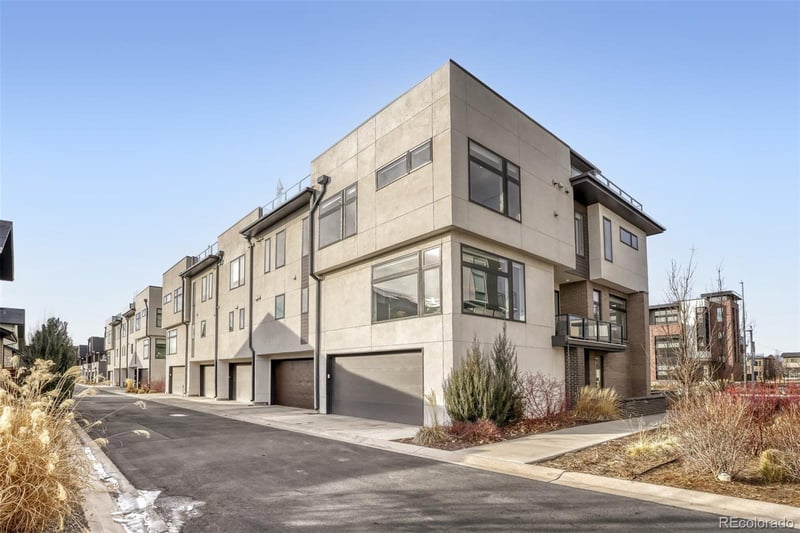 6850 E Lowry Blvd, Denver, CO 80230